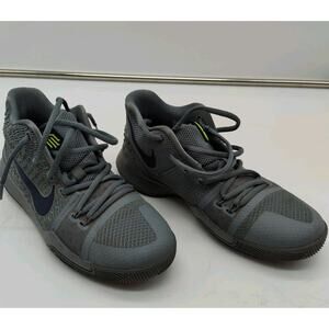 Nike Kyrie 3 Youth Cool Grey Basketball Shoes 2016 Size 5.5 Y